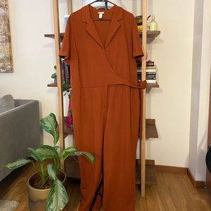 Burnt Orange Jumpsuit 🧡